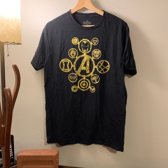 Avengers Official Tee Sz L - Picture 1 of 4